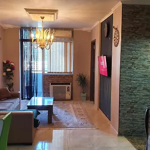 pirosmani-apartment-batumi-6010.batumihotels.net/